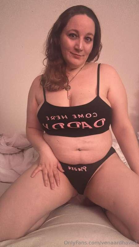 How you like my new outfit? 