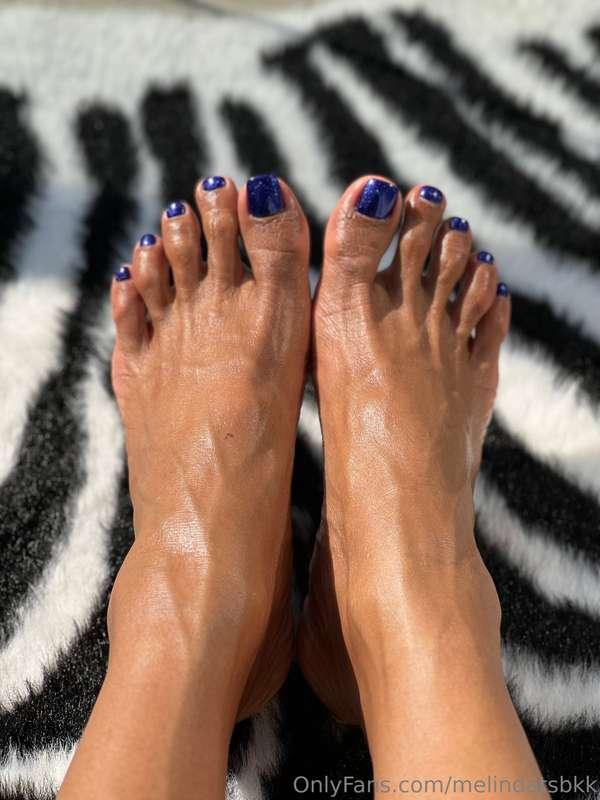 Smooth beauty feet with oils 🦶🏽🦶🏽🦶🏽🦶🏽🦶🏽