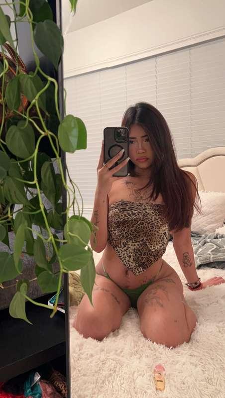 so lonelyyyy have fun with me in bed? 🥺