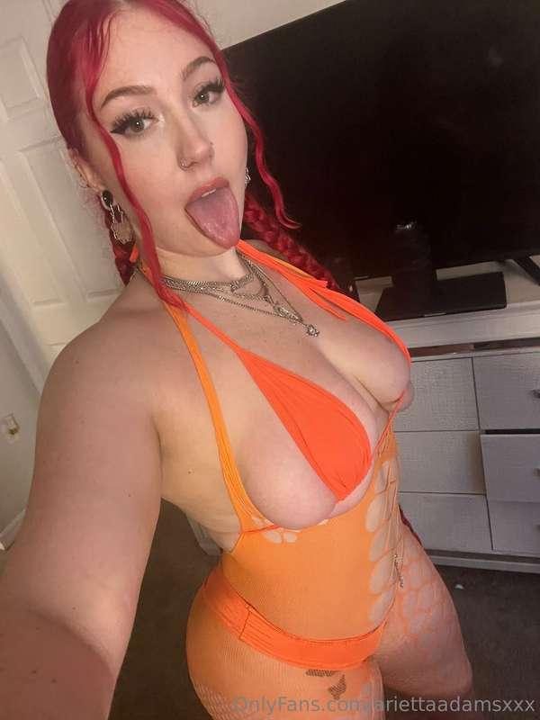 what's something fun I can do? 😈🍒