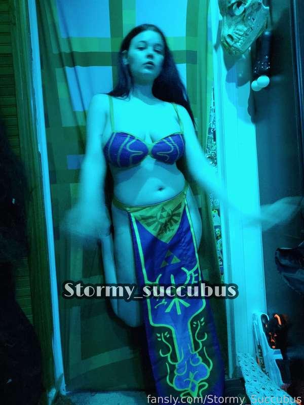 stormy_succubus image #5