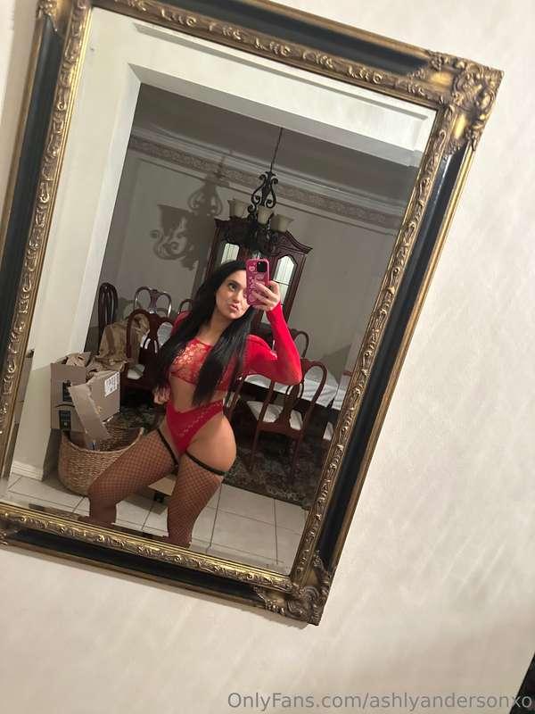 Do you like my outfit?