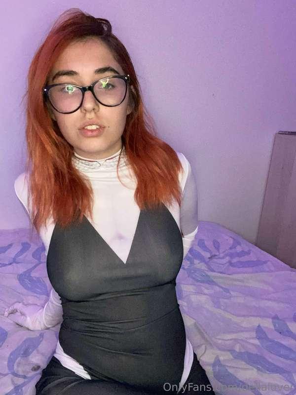 if you think i look sexy, don't think. Know. 😍🙊
