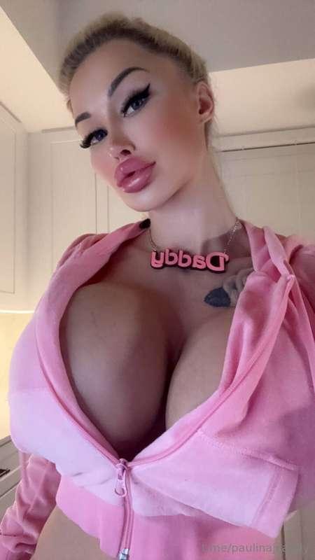 Wanna see me get nasty? 🎥 $20 for a dirty surprise video 💦 I..