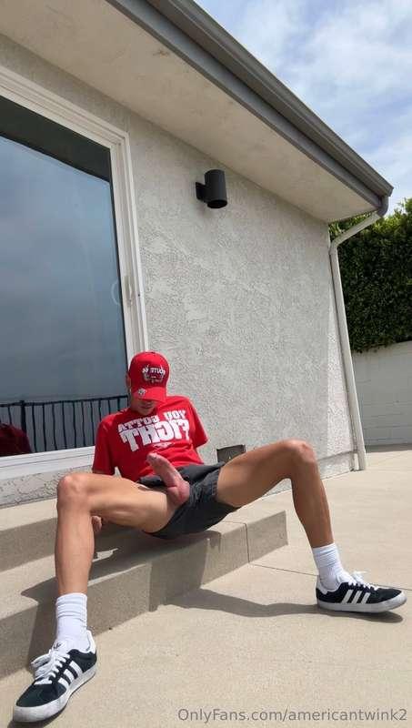 This dick ain't gonna suck itself🥵