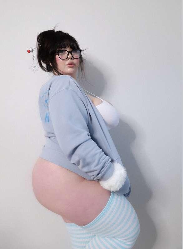 mei is a SLUT :0