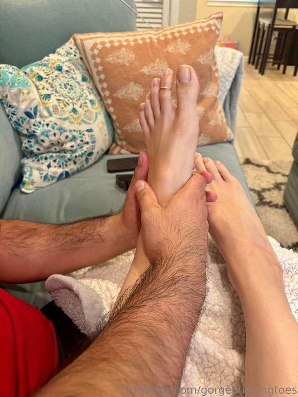 I love a good foot massage, and now I have a foot boy to cal..