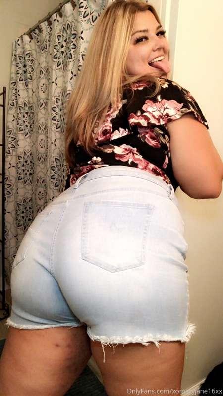 Just sent a delicious 13 min cream pie to your DMs😘