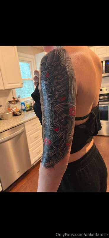 So I spent 6 hours in the tattoo chair yesterday!! But I am ..