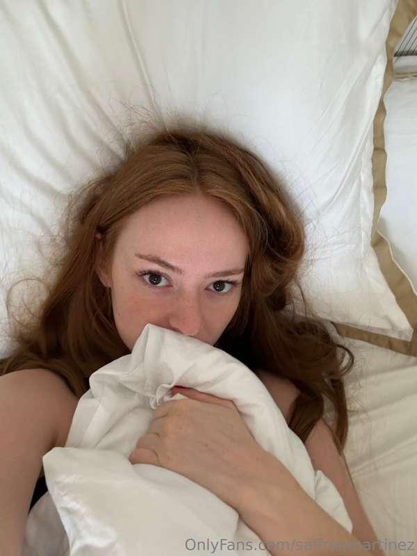 this picture is from the morning (i'm still in bed and dont ..