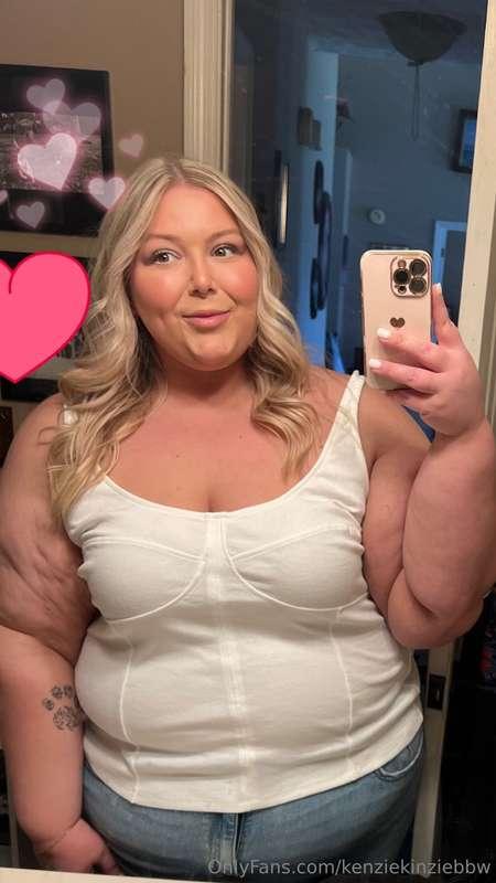 Happy Saturday💗 suns out, guns out💪🏼🤪