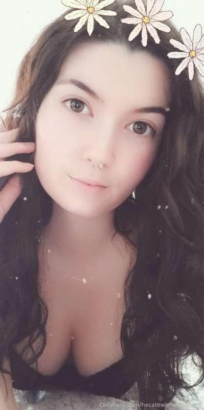 hecatewhitewitchfree image #2