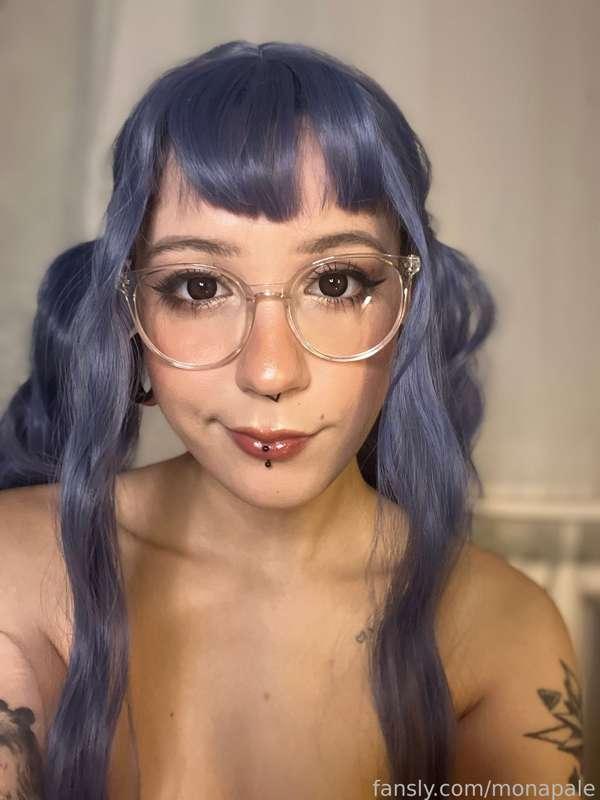 Let's pretend there's no dildo on the side of the photo haha :D
But yeah, this is what the room looks like behind the scenes while I'm taking pictures


♡ #egirl #altgirl #teen #fyp #glasses #fishnets #stockings #naked #nude #perkyboobs ♡