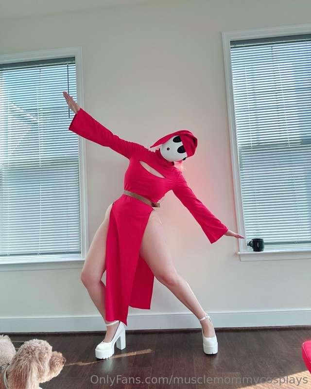 musclemommycosplays image #3