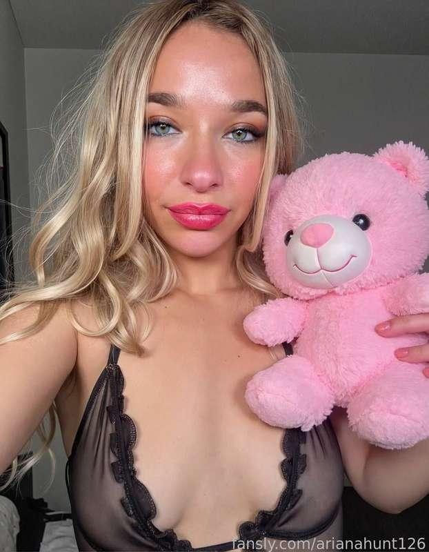 I want dick right now
#pussy #slut #cum #blonde #horny #sexy #moan #videocall #girl #hot #sugarbaby #spicy #love #cum #anal #ass #egirl