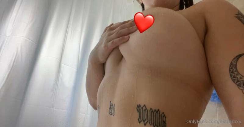 shower titty play 🥰 what a handful they are 😫