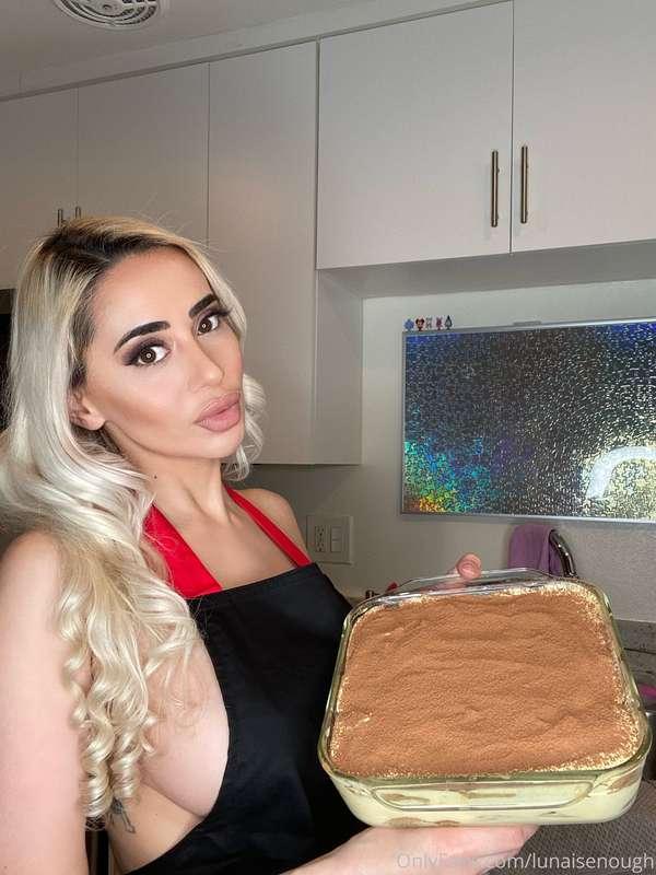 Would you like some? 😏😋 #Tiramisù