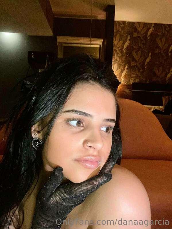 Radiating beauty from the depths of your soul 😈