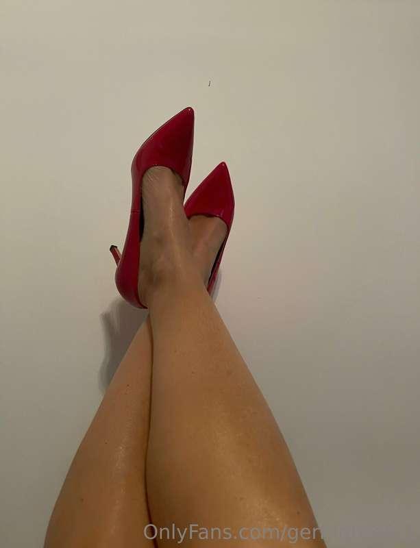 I‘m new here. Can you help me please 🔥👸🏻👠