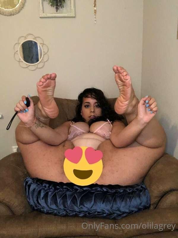 All tips under this post get a video of me playing with my b..