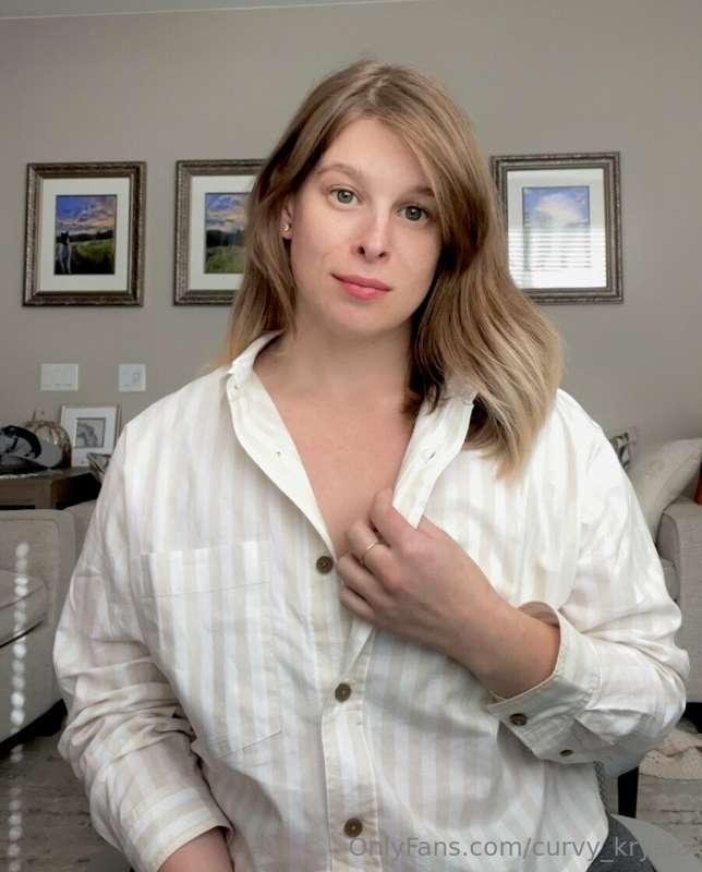 Woke up fresh this early. Start your day right with me! 😘