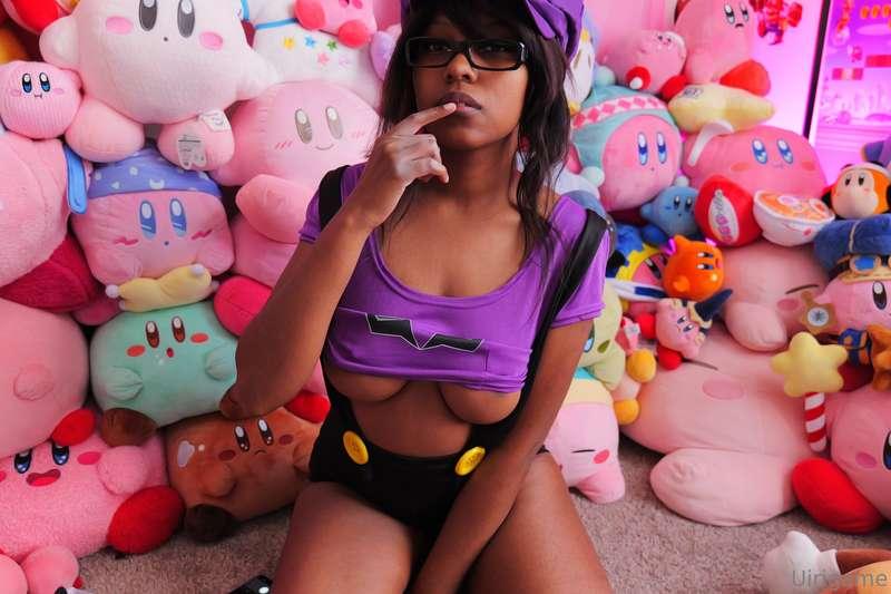Geeky waluigi 