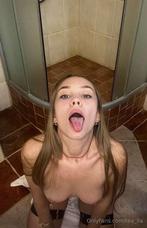 𝑌𝑜𝑢𝑟 𝑠𝑤𝑒𝑒𝑡 𝑝𝑖𝑥𝑖 @sweet_pixi69✨✨✨ Hey! I’m Pixi, 18 years old..