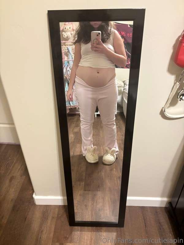 Swipe for my weigh-in as of today! I can’t believe I’m that ..