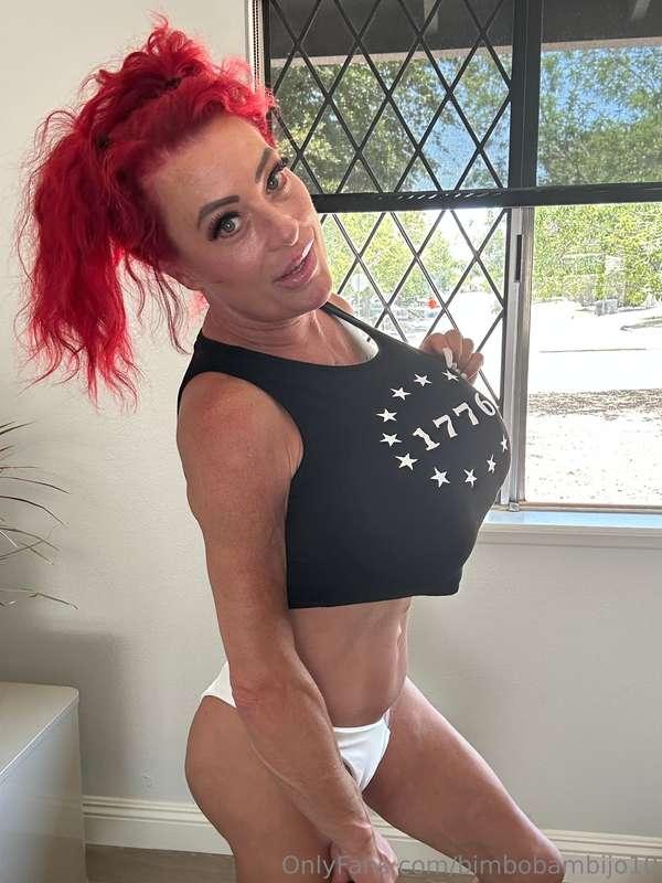 🌞 Saturday’s are the Best🌞  👀New B/G scene cumming soon, are..