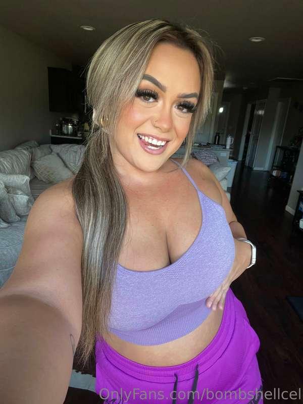 Eyes on me, baby 😘