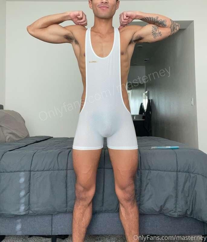 Who’s letting me toss them around and use them 😏😈