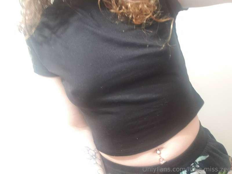 Is it cold in here? Or is it just me? 😉🥶😈 #icytitties