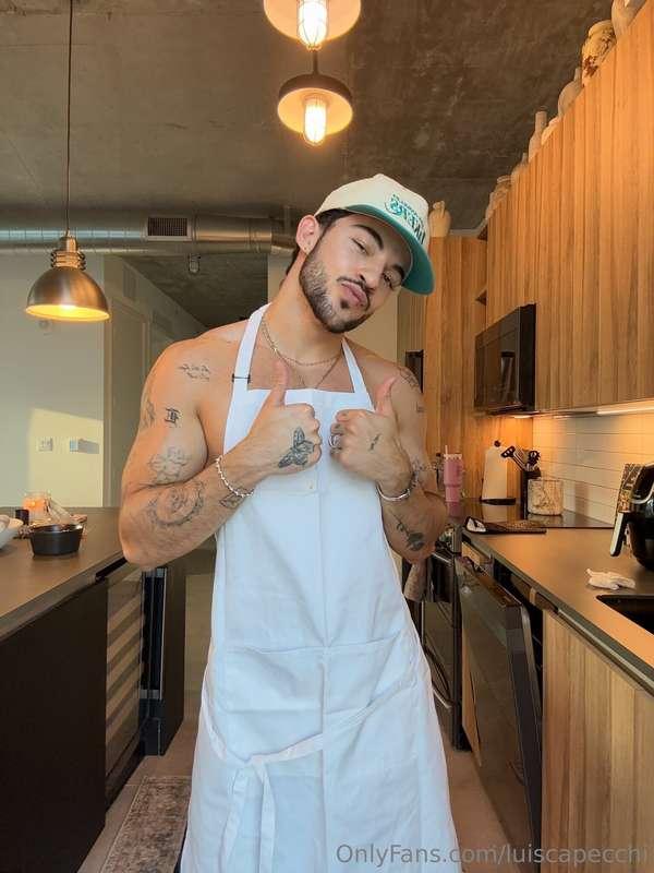 ur sexy chef is in the kitchen 😈 wearing nothing but this ap..