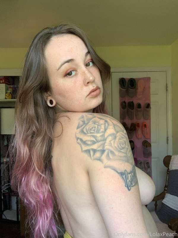 lolaxpeach image #2