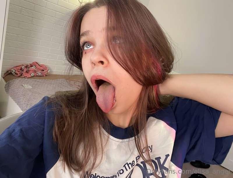 💞 FREE SUBSCRIPTION 💞So hot @velvetkitty2000 😍 madly loves t..