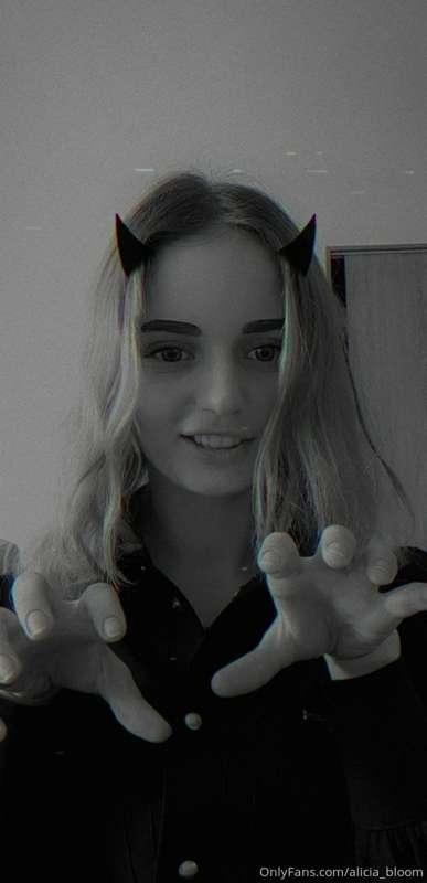 I think I am a little demon😈😈😈