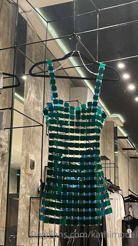 Hello guys. 🥹 I want this dress for my birthday 😻 who wants ..