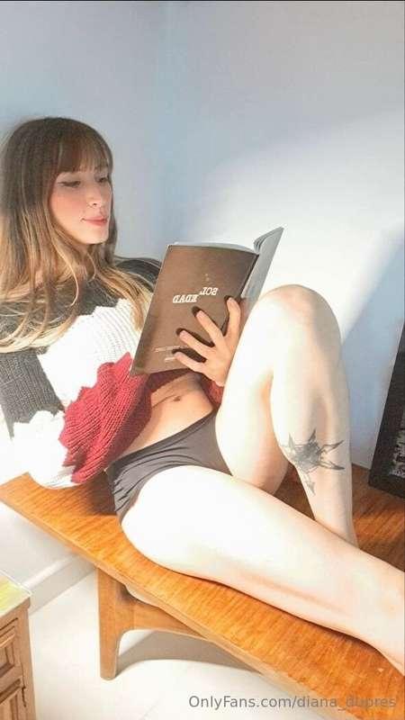 J'adore lire, et toi ? Tu es du genre me regarder pendant de..