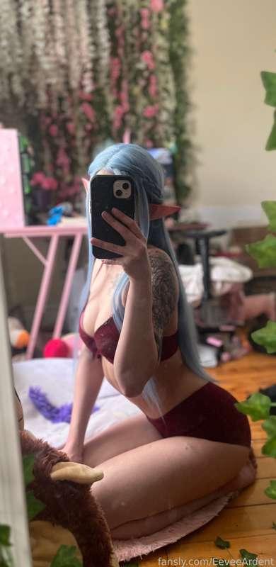 Shall we go on a journey together through the fey wilds?

It’s rather dangerous, but maybe you could protect me while I study the natural flora and fauna of the plane? I’ll even give you an *extra* special reward if we get back safely ♡ how does *that* sound?