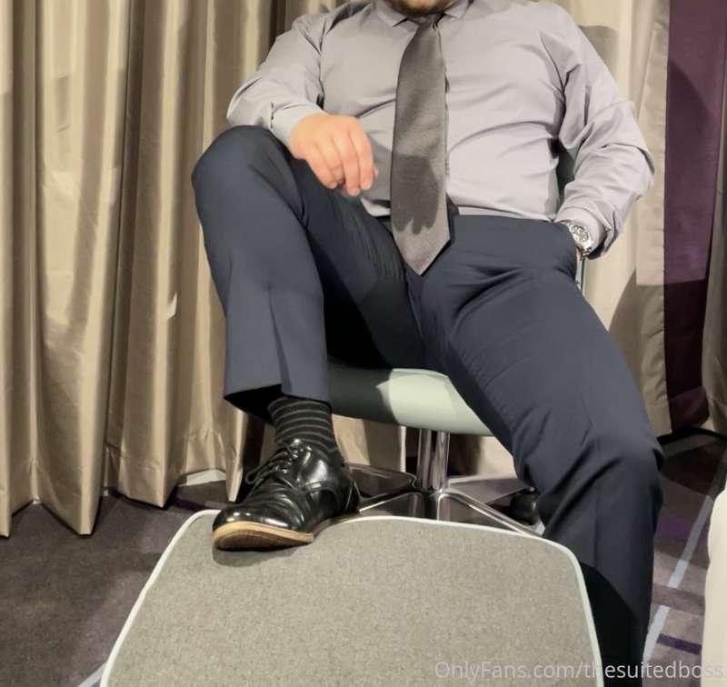 thesuitedboss image #2
