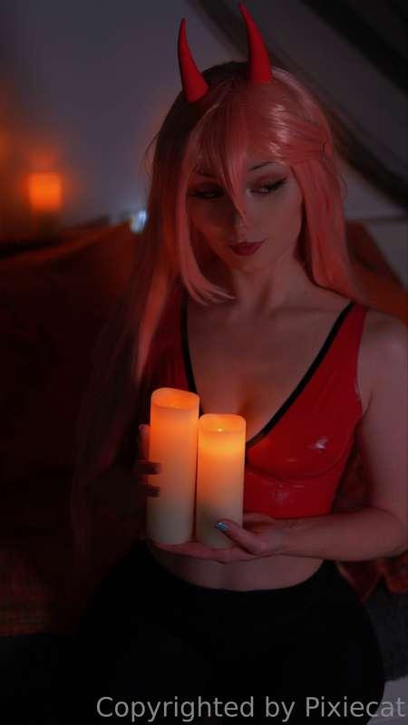 Do naughty things to me.. i'm feeling horny <3