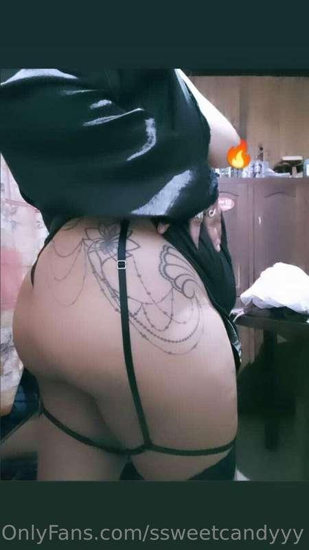 very horny 👅. I love to please and be a good girl😇 although ..