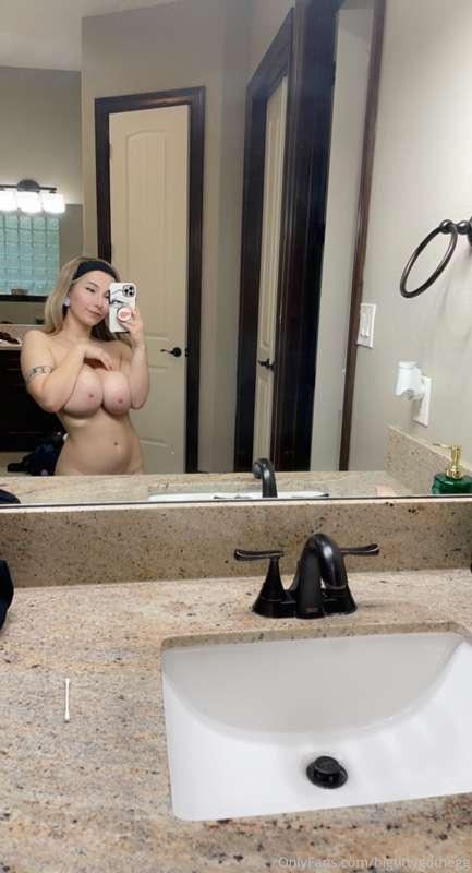 bigtittygothegg image #13