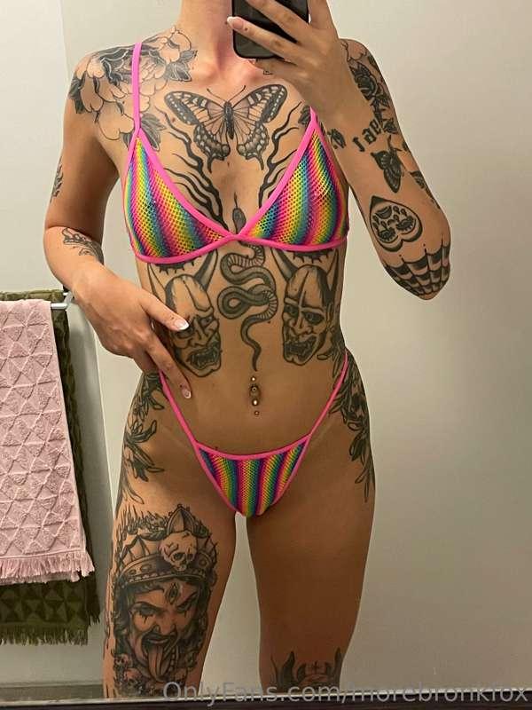 Good morning 🥰 I hope you all liked that video 😈 someone sen..