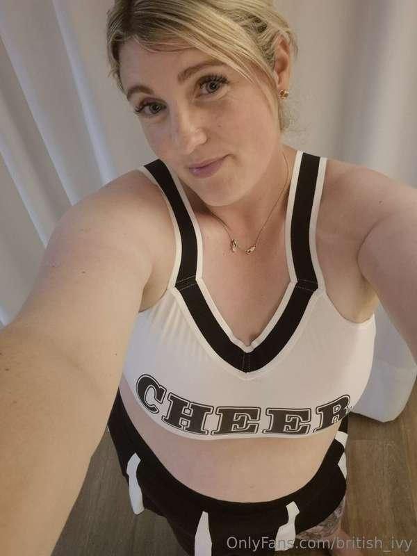 😝😝