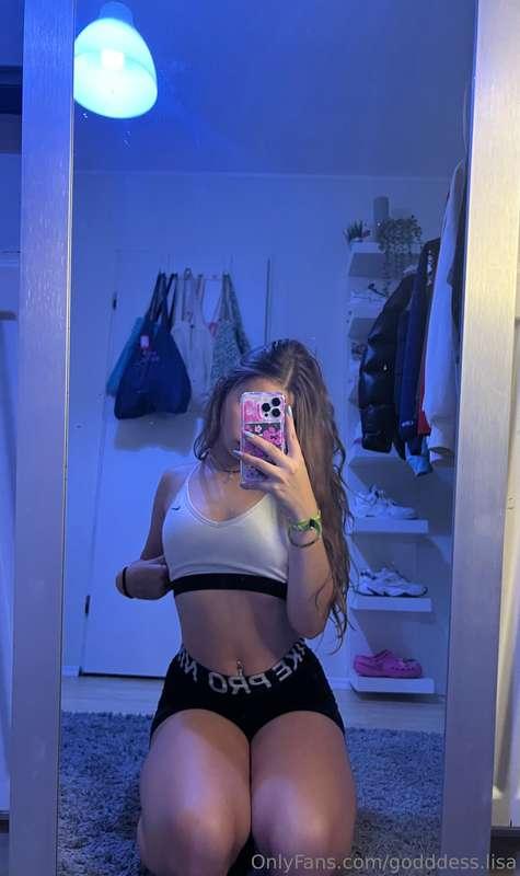 Good morning to all my cuckies here ☀️☀️ wish u a wonderful ..