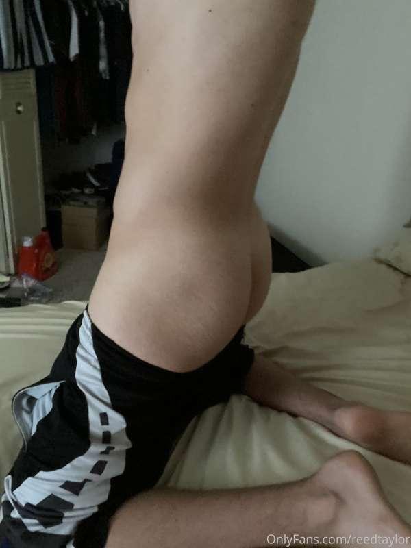 dylanmoorex image #4