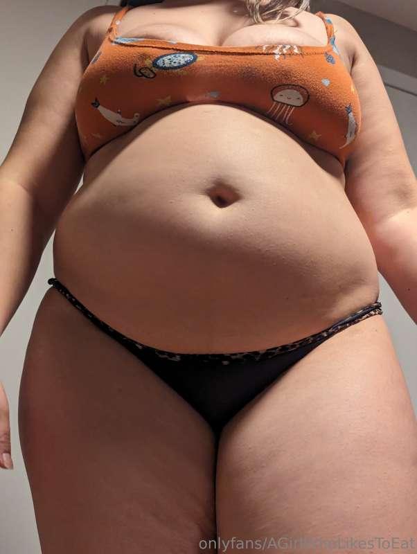 My sushi belly 😳👄