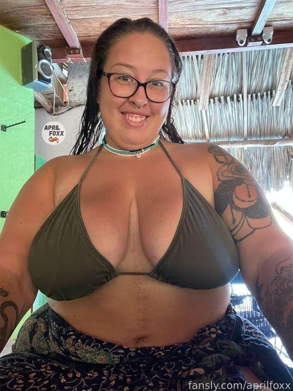 aprilfoxx image #0