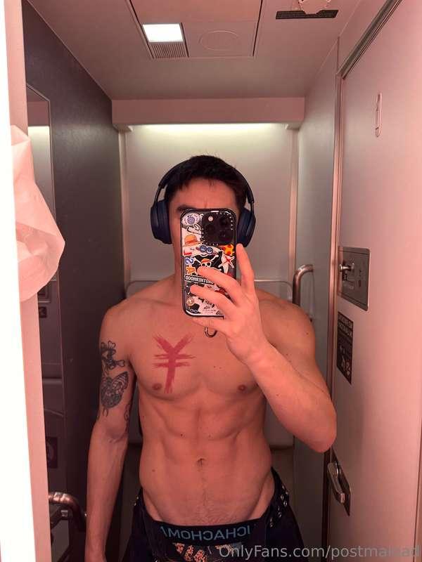 got myself worked up thinking of all the sexy guys i'll be c..